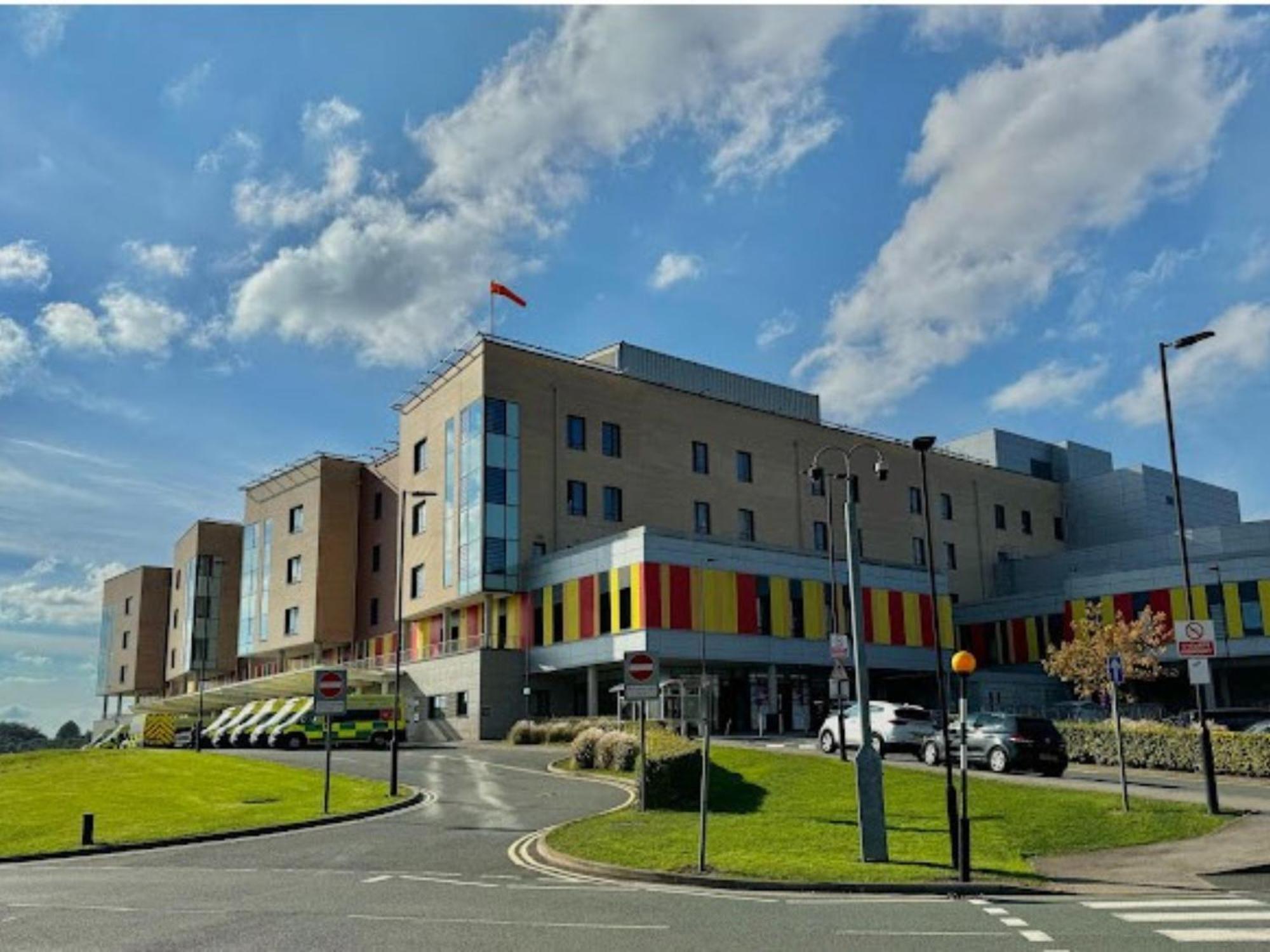 Darwin Stays - Service Accommodation In Newcastle Under Lyme City Centre Esterno foto