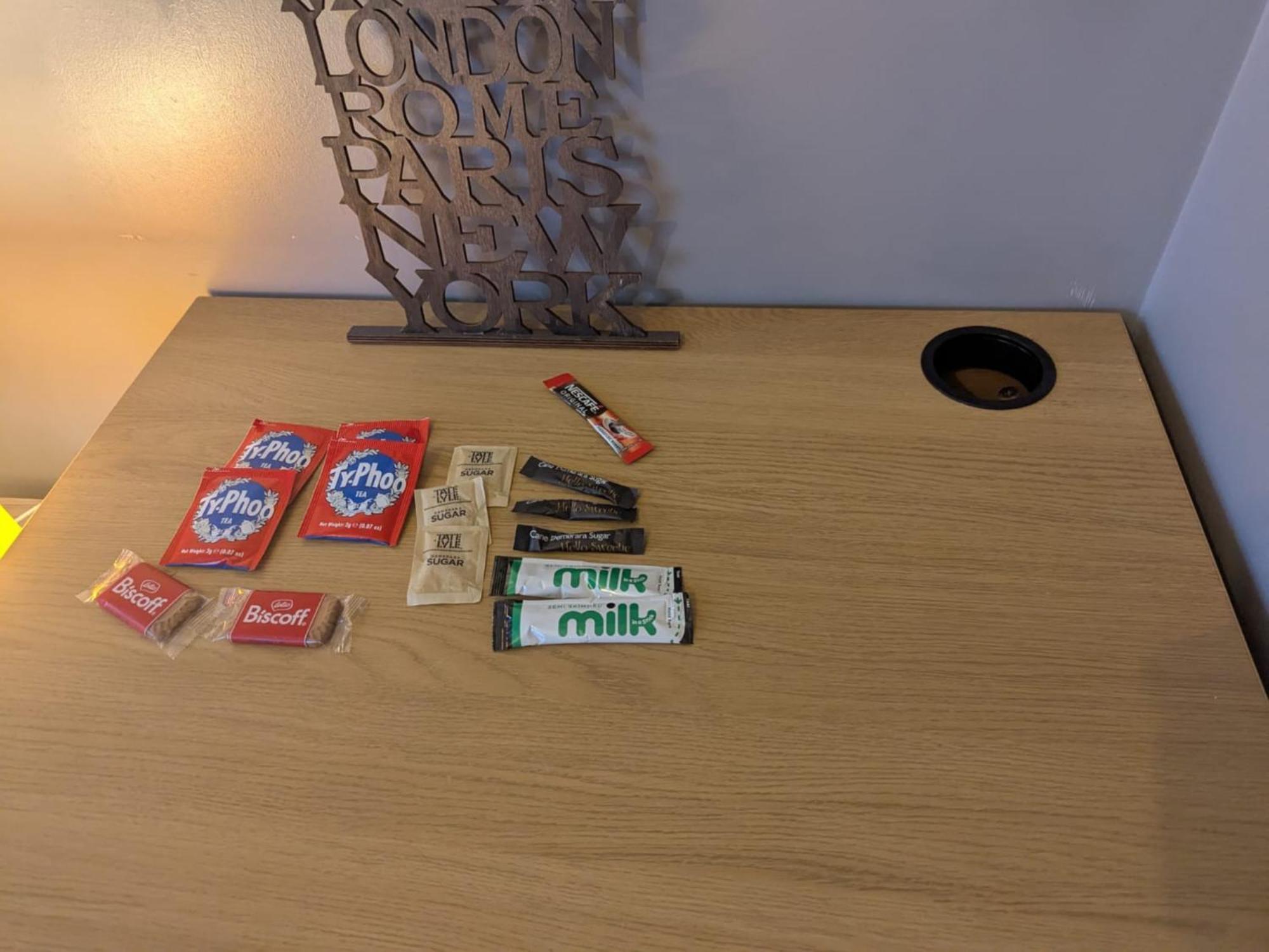 Darwin Stays - Service Accommodation In Newcastle Under Lyme City Centre Esterno foto